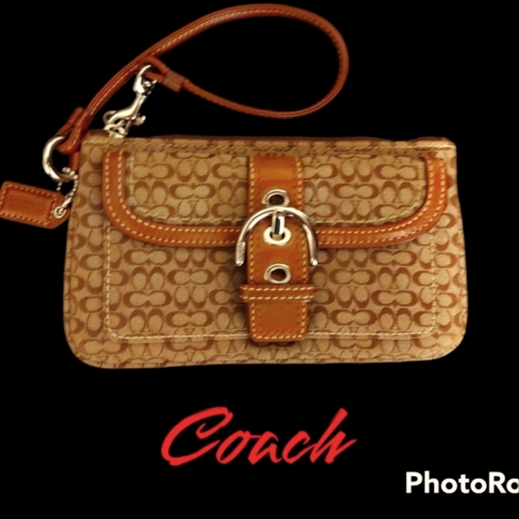 Coach Handbags - Coach Wallet